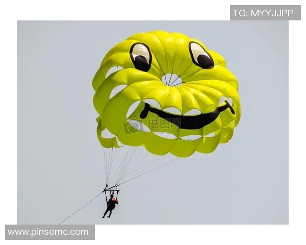 重庆极限运动队的包夹战术解析与极限运动的创新发展探讨